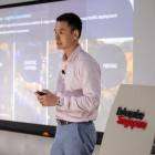 Kelvin Zhou 