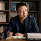 Dr. Daniel Tan 
